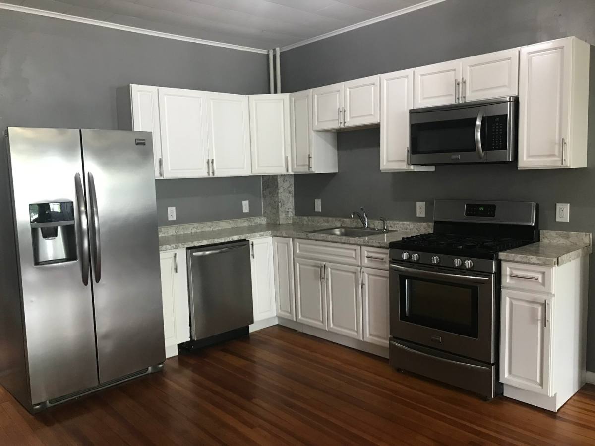 Apartment for rent at 818 Myrtle Ave, Albany, NY 12208