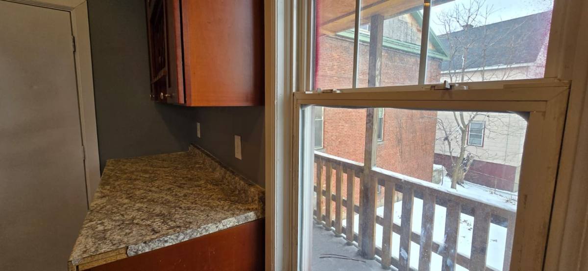 Apartment for rent at 219 -221 Quail St, Albany, NY 12203