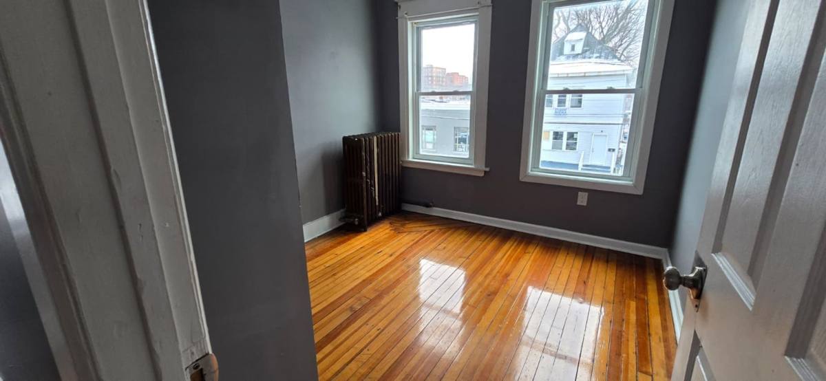 Apartment for rent at 219 -221 Quail St, Albany, NY 12203