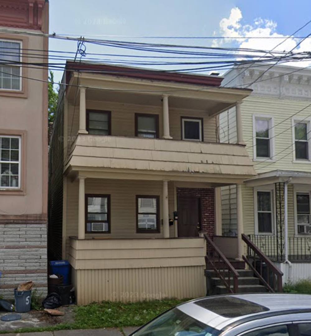 Apartment for rent at 512 Hamilton St, Albany, NY 12203