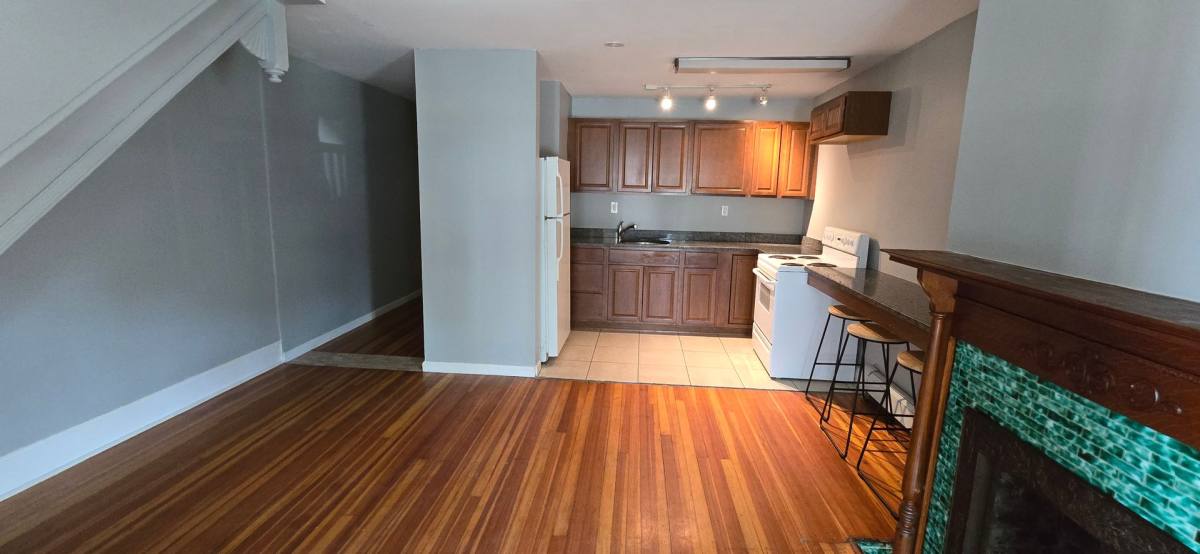 Apartment for rent at 521 Hamilton St, Albany, NY 12203