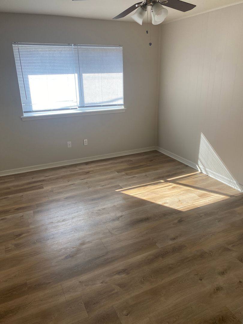 Apartment for rent at 705 W Putman St, Fayetteville, AR 72701