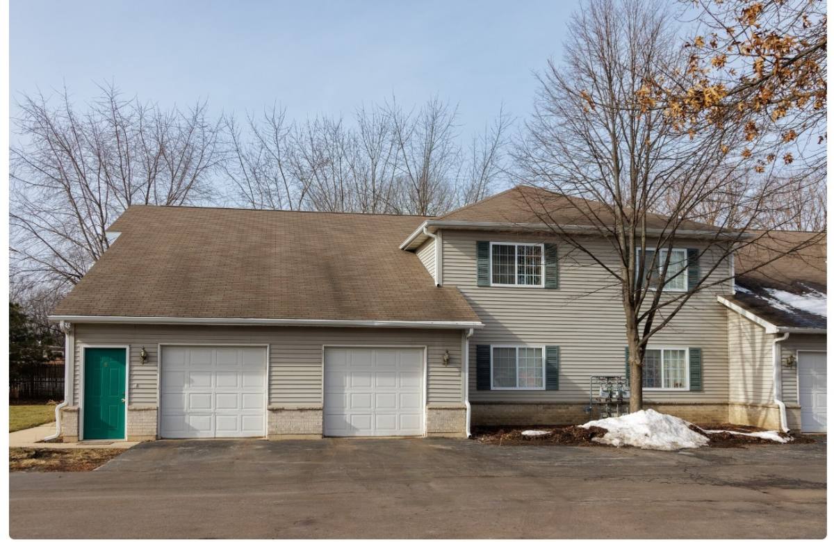 Apartment for rent at 8930 Sheridan Rd, Kenosha, WI 53143