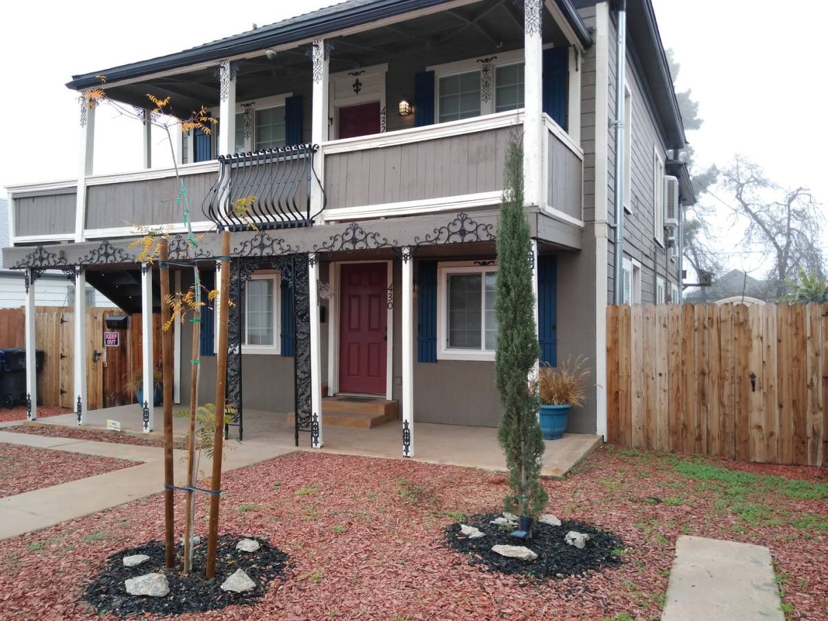 Apartment for rent at 430 Ford St, Hanford, CA 93230