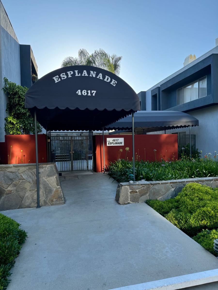 Apartment for rent at 4617 Willis Ave, Sherman Oaks, CA 91403