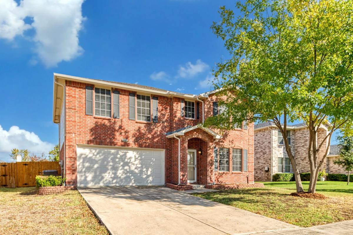 Apartment for rent at 1196 Bentgrass, Frisco, TX 75034