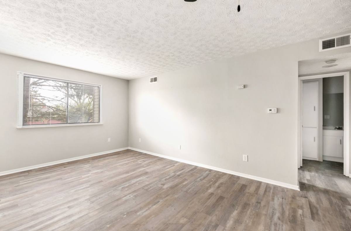 Apartment for rent at 4979 Kingshill Dr, Columbus, OH 43229