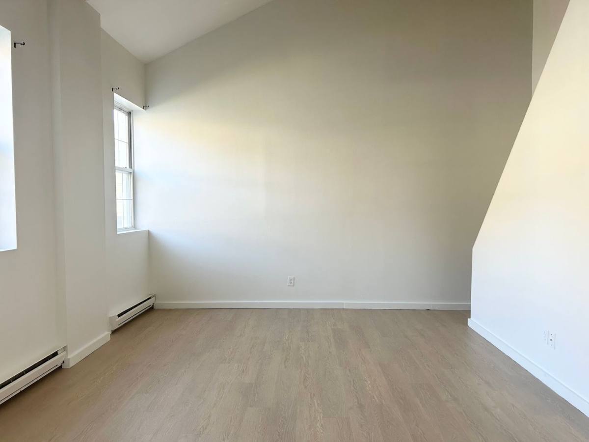 Apartment for rent at 30 Black Creek Rd, Esopus, NY 12429