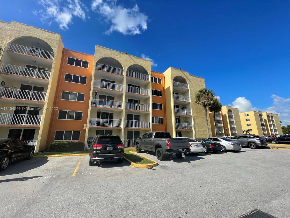 Condo for rent at 6950 Miami Gardens Dr #2-308, Hialeah, FL 33015
