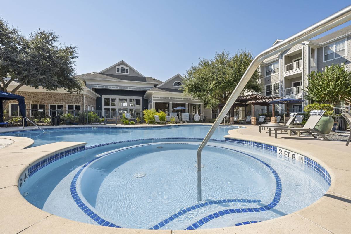 Apartment for rent at The Pointe at Victoria, 2402 N Ben Wilson St, Victoria, TX 77901