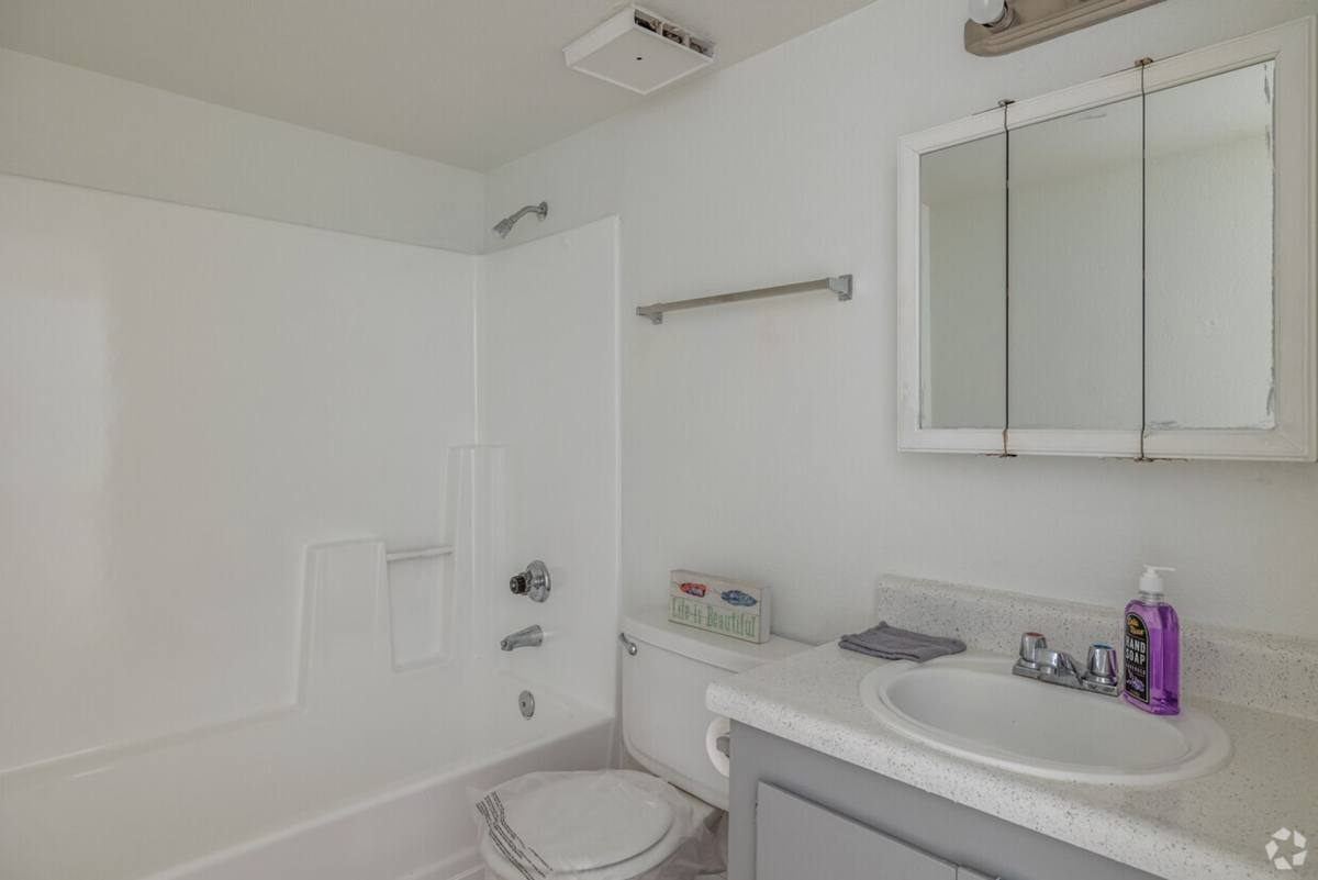 Apartment for rent at 6801 N 25th Dr, Phoenix, AZ 85017