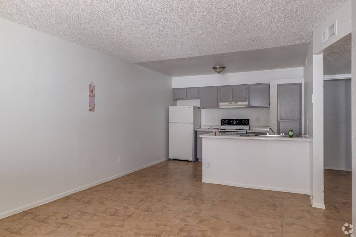 Apartment for rent at 6801 N 25th Dr, Phoenix, AZ 85017