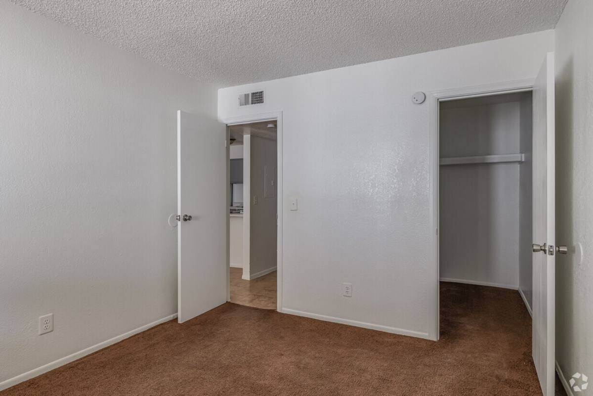 Apartment for rent at 6801 N 25th Dr, Phoenix, AZ 85017