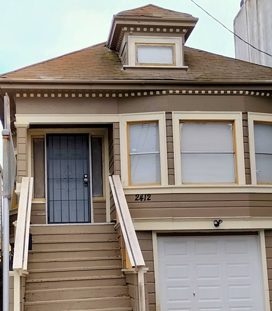 House for rent at 2412 Myrtle St, Oakland, CA 94607