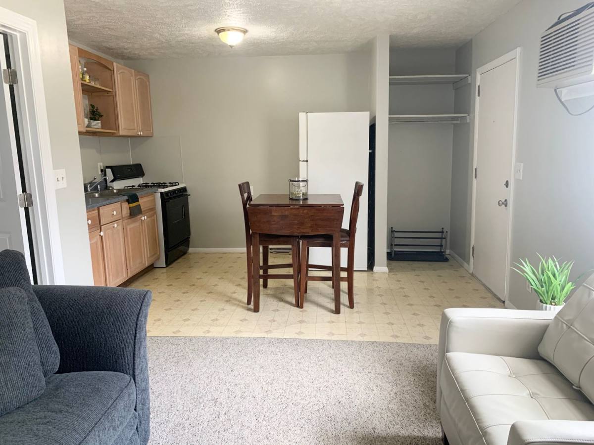 Apartment for rent at 210 E Vernon Ave, Normal, IL 61761