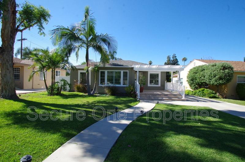 16823 Otsego St, Encino, CA 91436