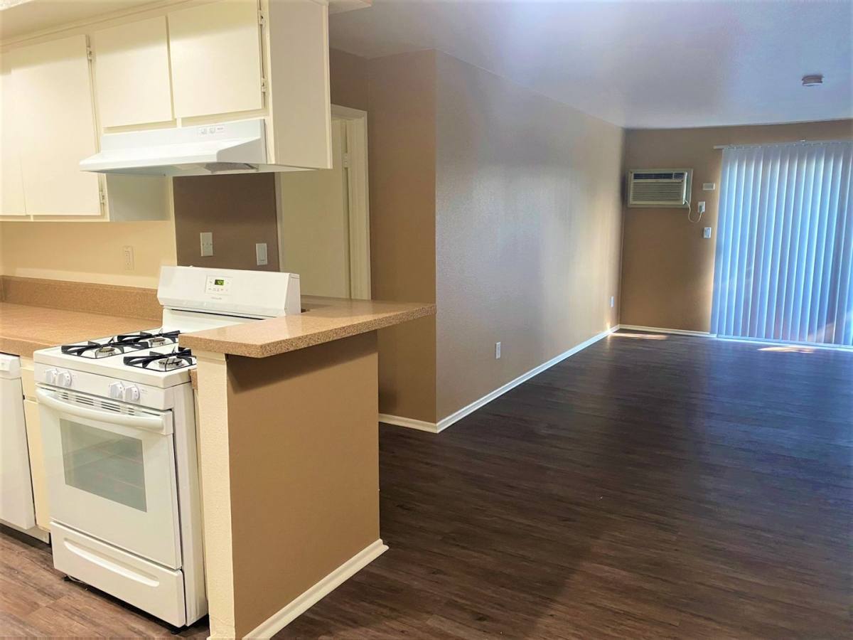 Apartment for rent at 175 S Rio Vista St, Anaheim, CA 92806