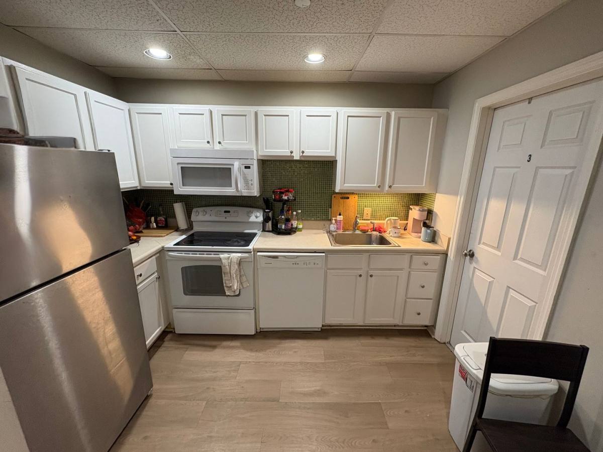 Apartment for rent at 254 E Clayton St, Athens, GA 30601