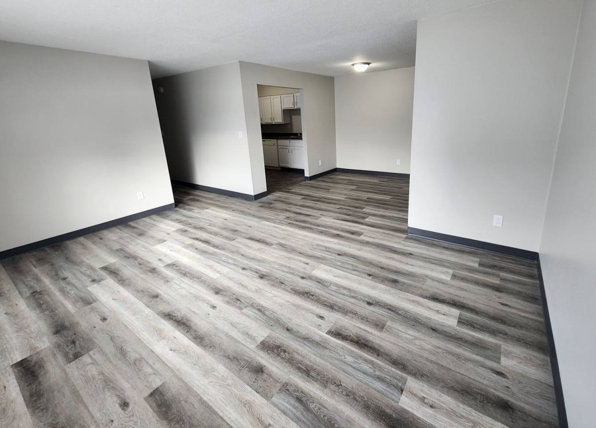 Apartment for rent at 59-95 E Clark St, Hiawatha, IA 52233