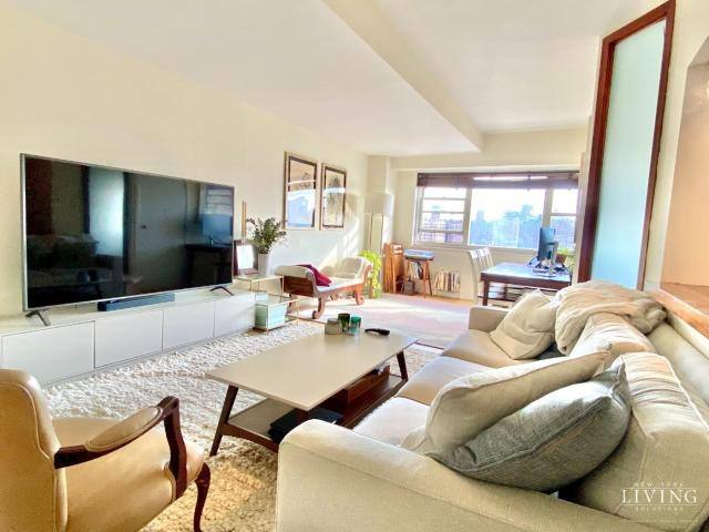 Apartment for rent at 15 Charles St #15A, New York, NY 10014