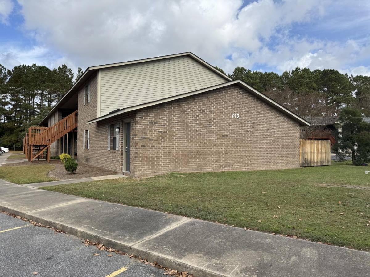 Apartment for rent at South Square Apartment Homes, 712 Patton Circle, Winterville, NC 28590