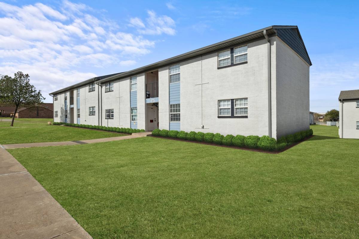Apartment for rent at 701 E Wilshire Blvd, Oklahoma City, OK 73105