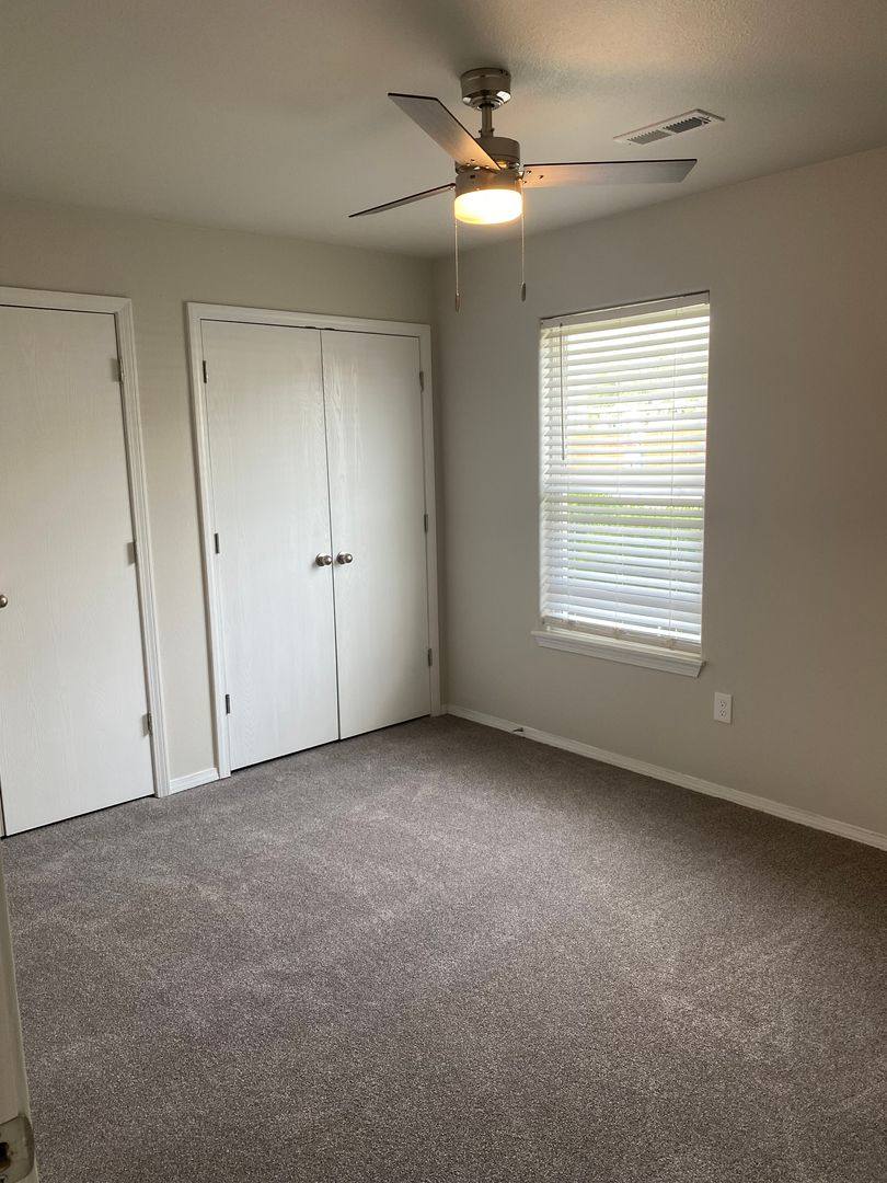Apartment for rent at 7806 SW Blue Jay, Bentonville, AR 72712