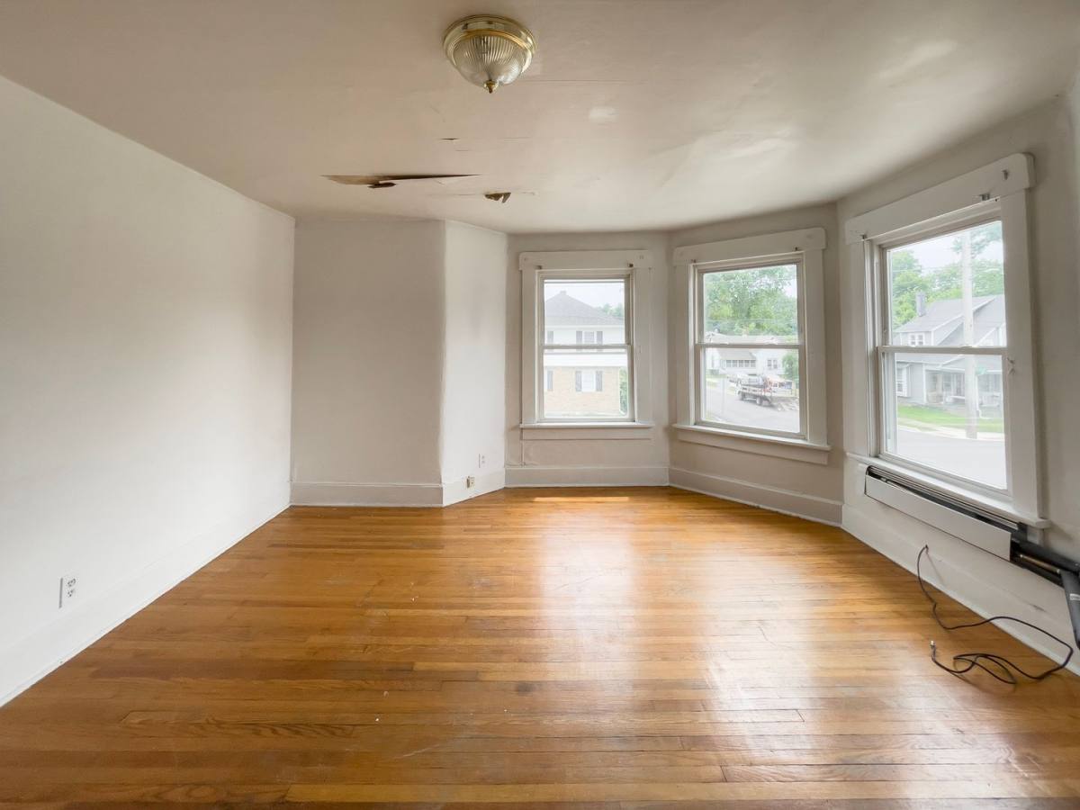 House for rent at 1926 W Jackson St, Muncie, IN 47303
