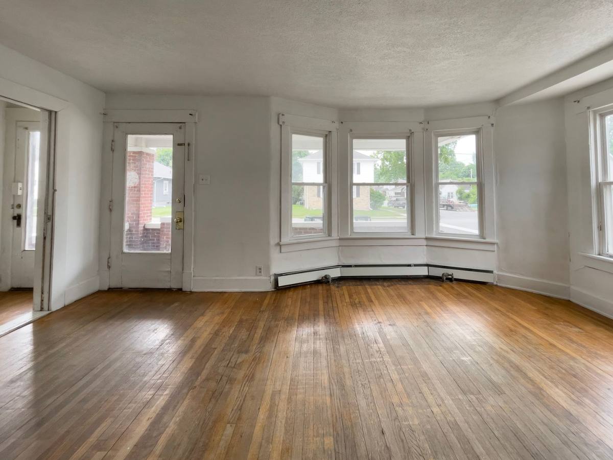 House for rent at 1926 W Jackson St, Muncie, IN 47303