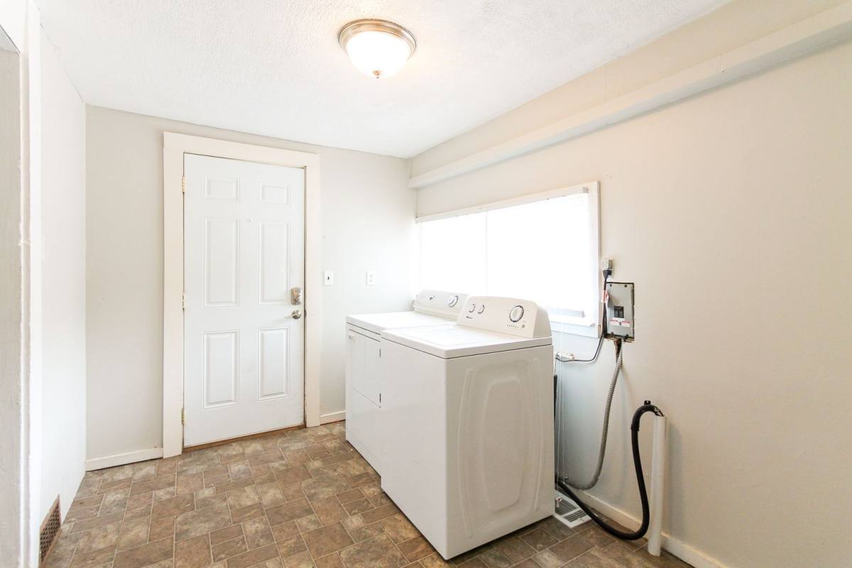 House for rent at 811 N King St, Muncie, IN 47303