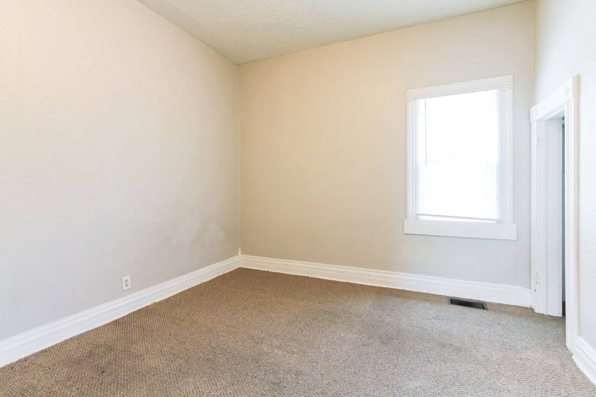 House for rent at 811 N King St, Muncie, IN 47303