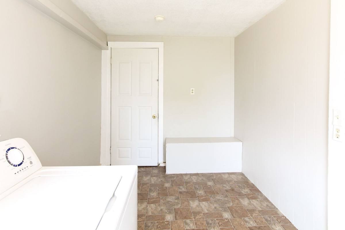 House for rent at 811 N King St, Muncie, IN 47303