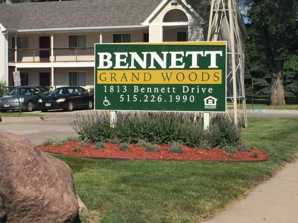 Apartment for rent at 1813 Bennett Dr, West Des Moines, IA 50265