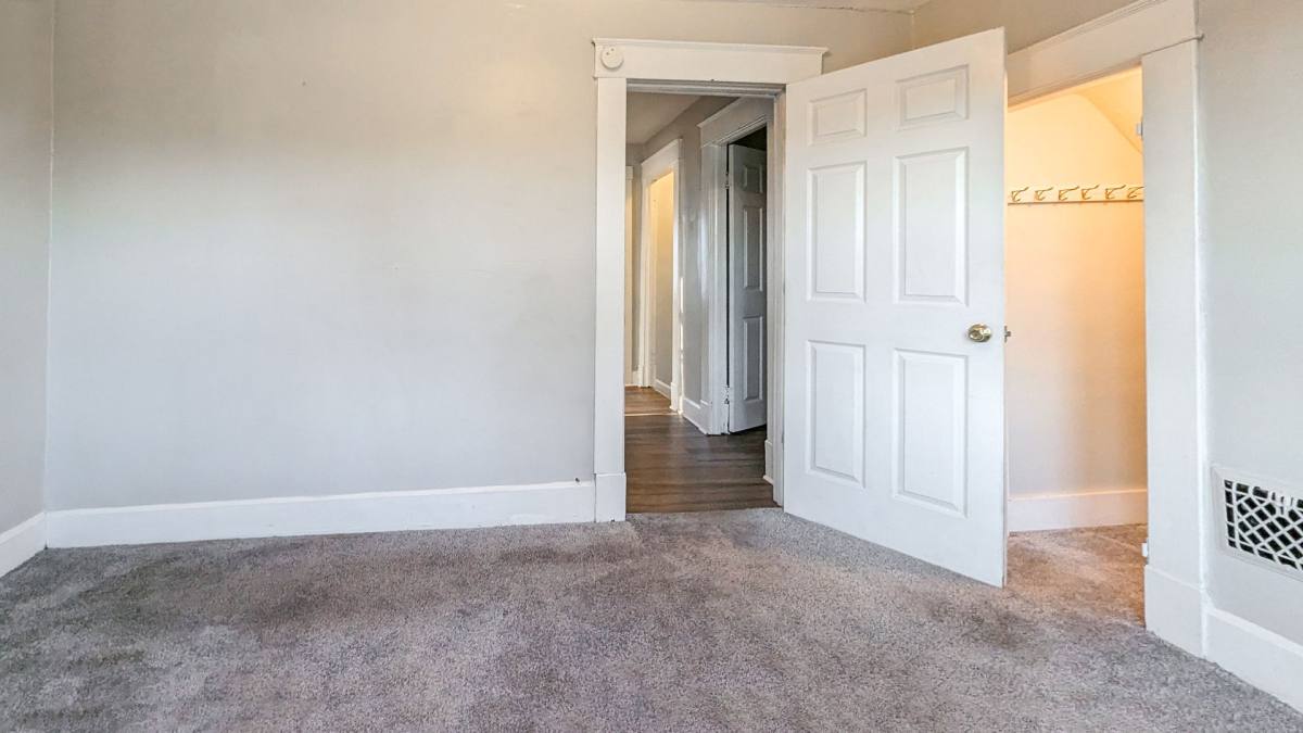 Apartment for rent at 1900 W Jackson St, Muncie, IN 47303
