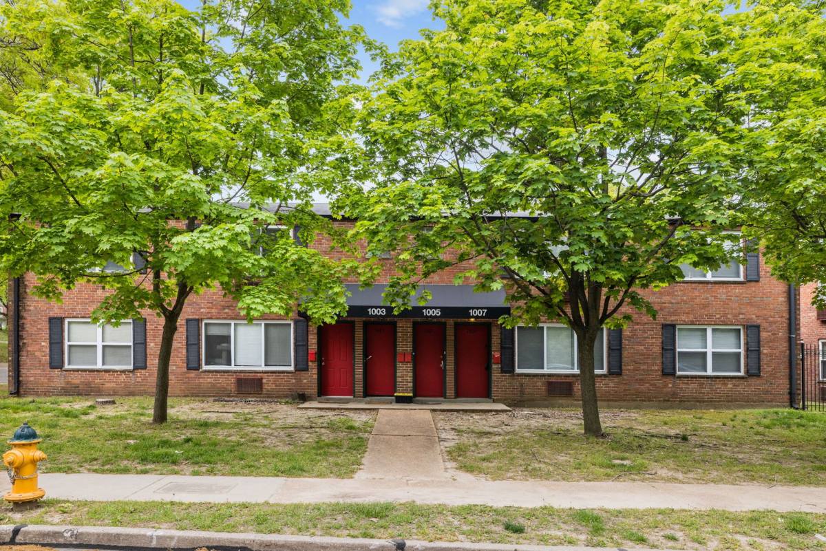 Apartment for rent at 1000 Wild Cherry Lane, Saint Louis, MO 63130