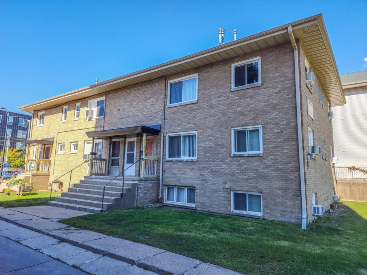 Apartment for rent at 907 S Second St, Champaign, IL 61820