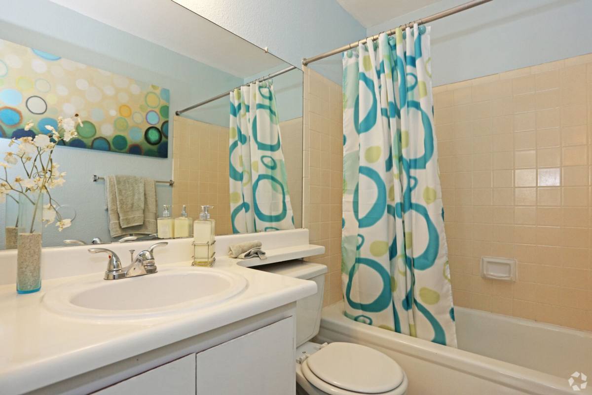 Apartment for rent at 7151 W Indian School Rd, Phoenix, AZ 85033
