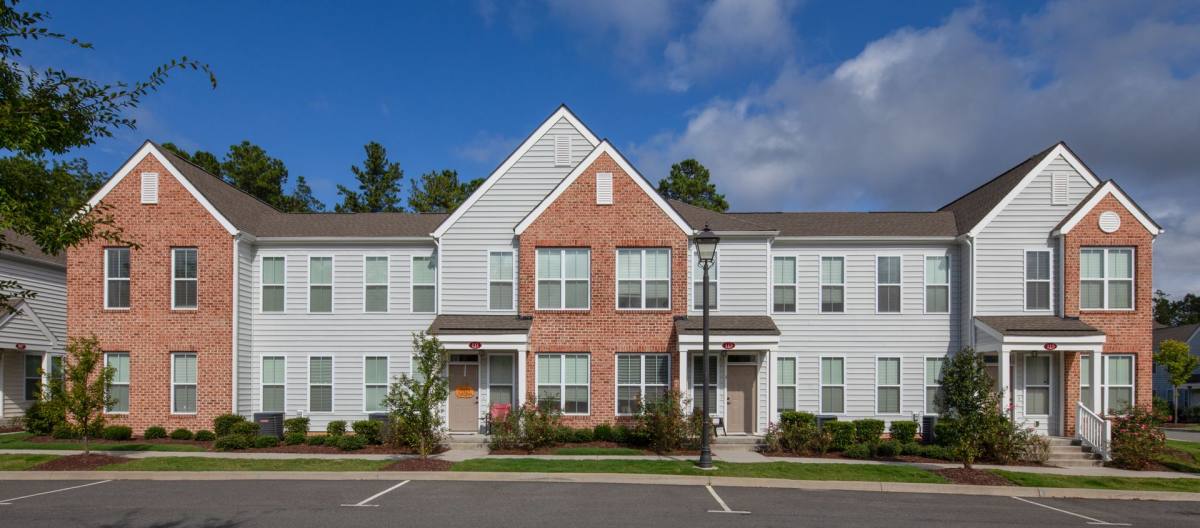 Townhouse for rent at 101 Cheshire St, Yorktown, VA 23692