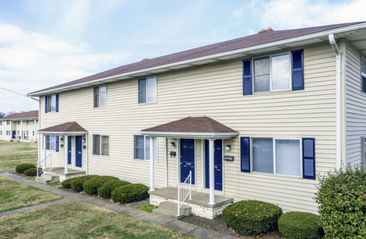 Townhouse for rent at 1717 Lodge Ave, Evansville, IN 47714