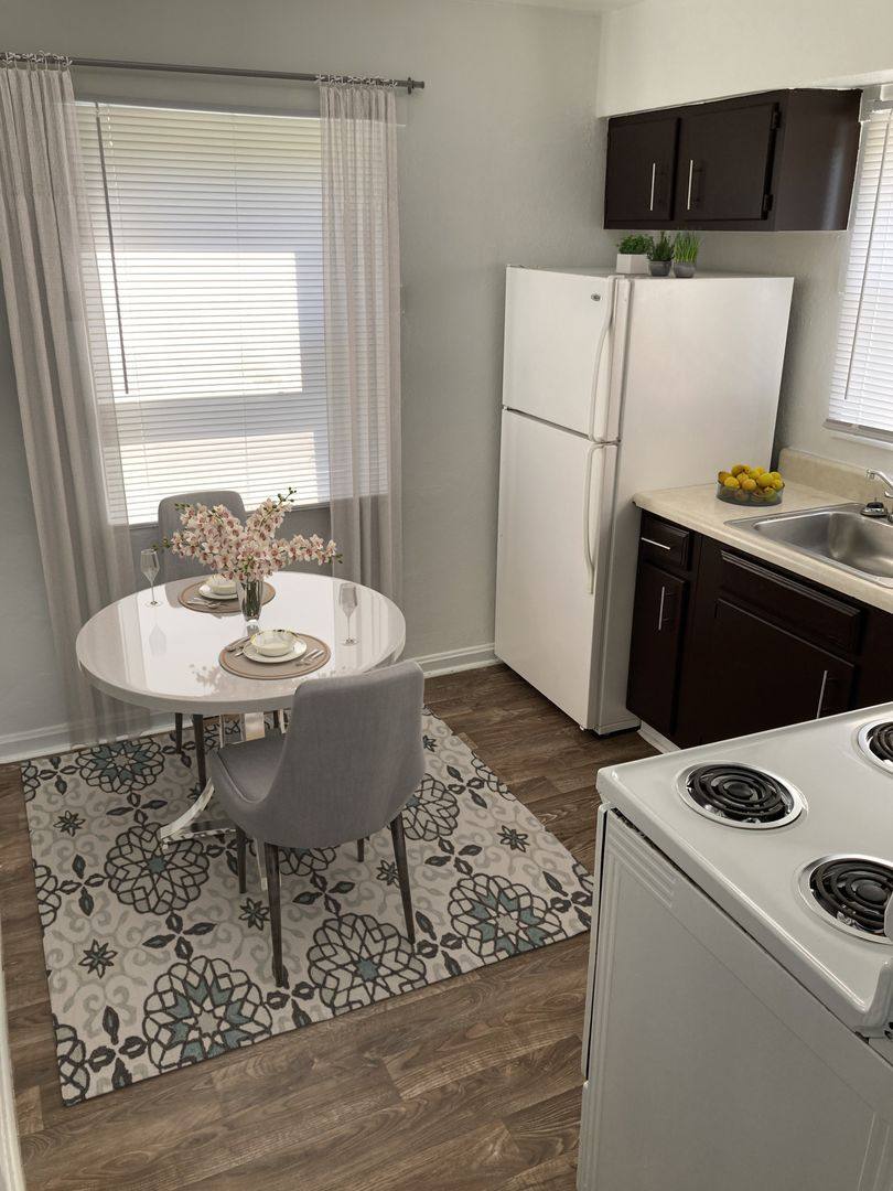 Townhouse for rent at 1717 Lodge Ave, Evansville, IN 47714