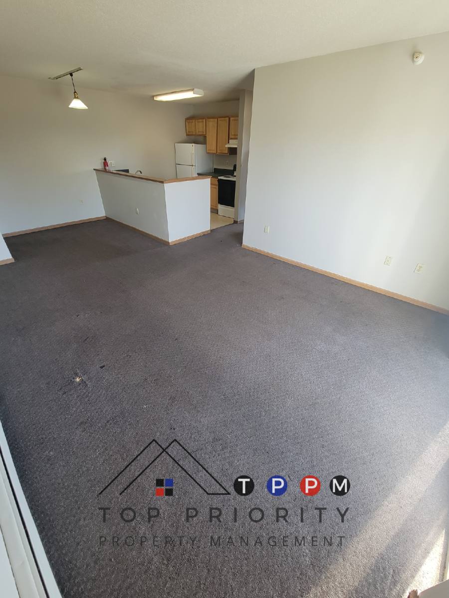 Apartment for rent at 410 13th Ave NW #25, Oelwein, IA 50662