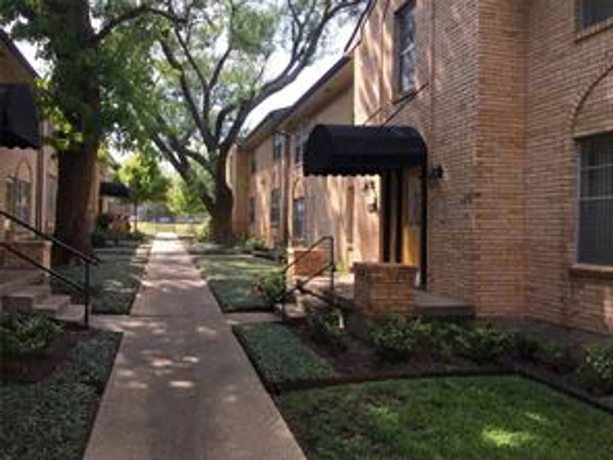Apartment for rent at 5817 Sandhurst Lane, Dallas, TX 75206