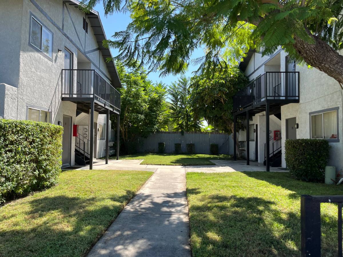 Apartment for rent at 5910 Warren St, Riverside, CA 92503