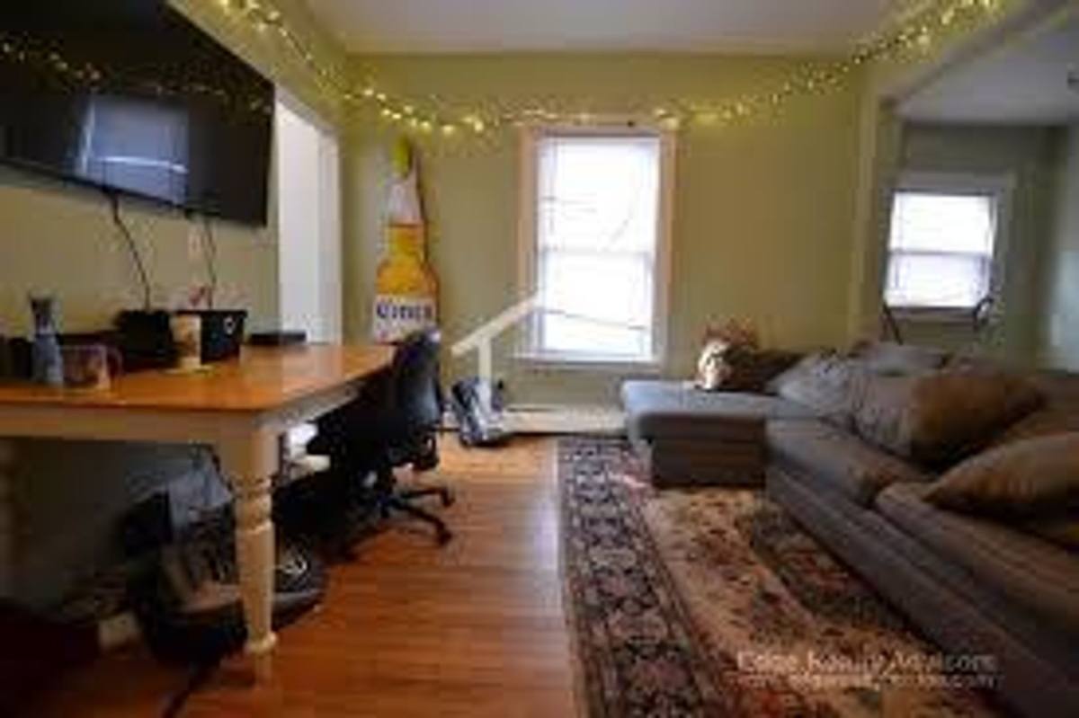 House for rent at 16 Pratt St #16, Allston, MA 02134