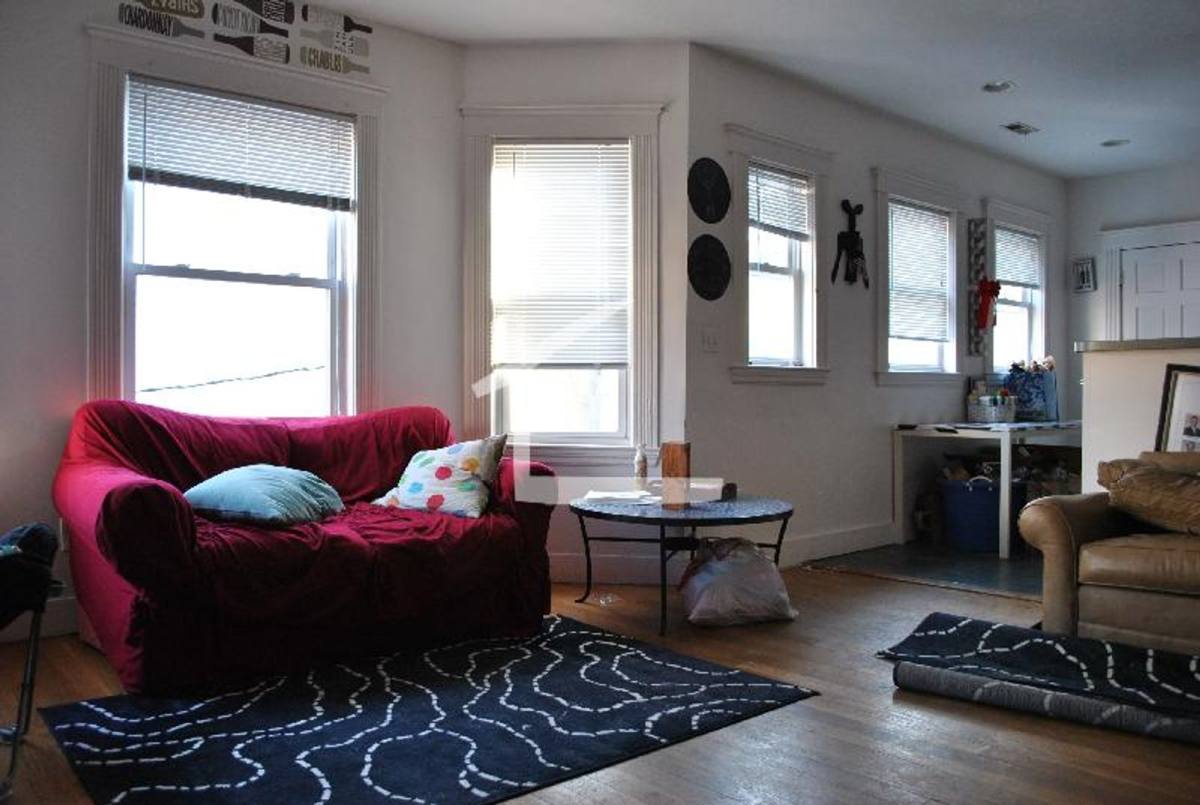 Apartment for rent at 52 Gardner St #2, Allston, MA 02134