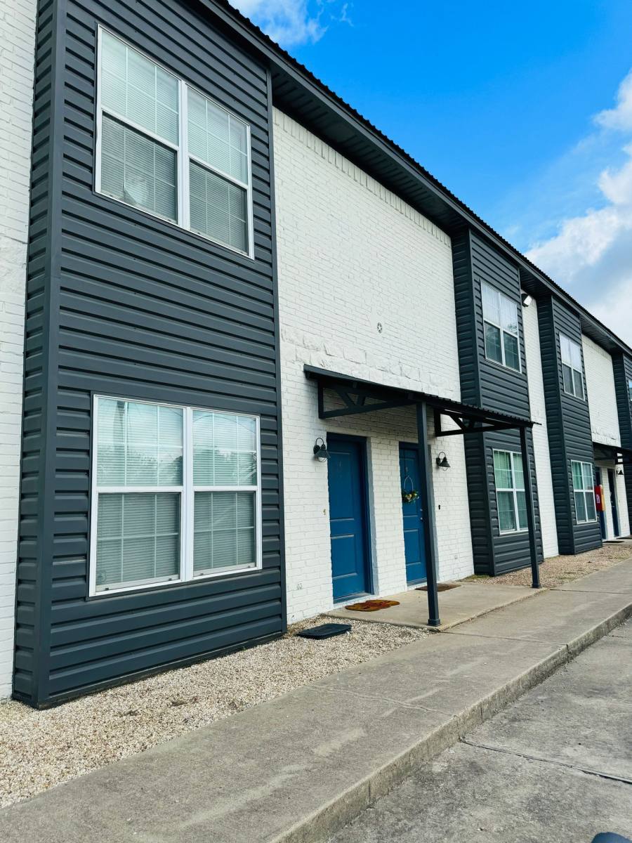 Apartment for rent at 1925 S 12th, Waco, TX 76706