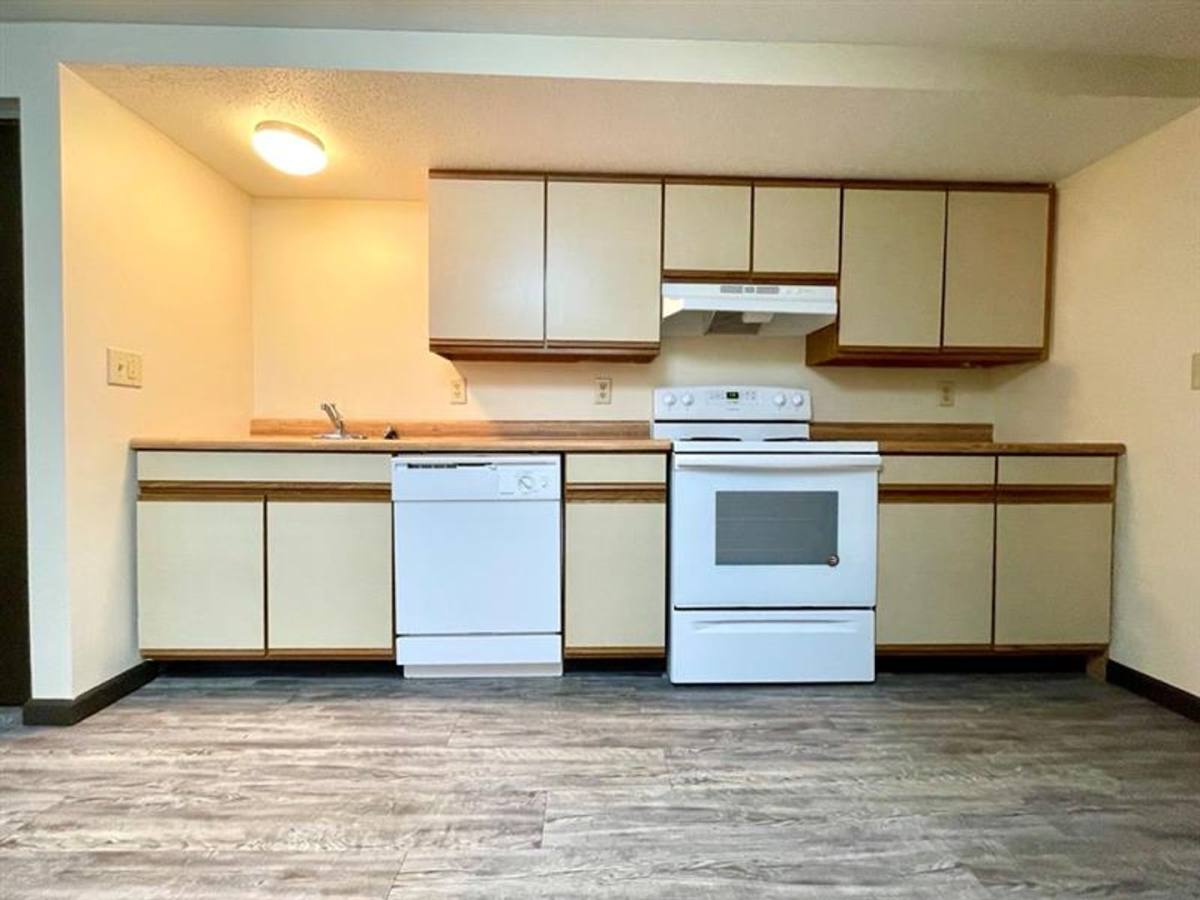 Apartment for rent at 1717 Kuntz Rd, Erie, PA 16509