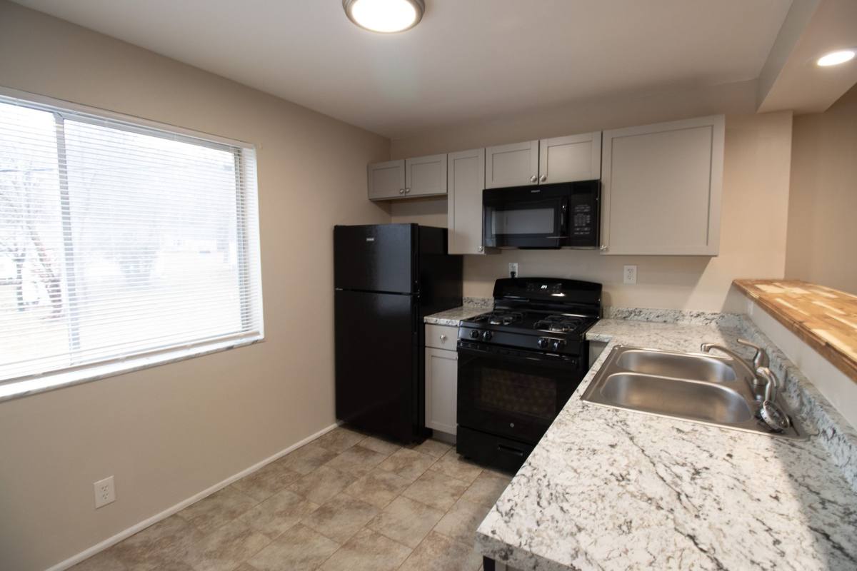 Apartment for rent at 1718 E Broadway, Columbia, MO 65201