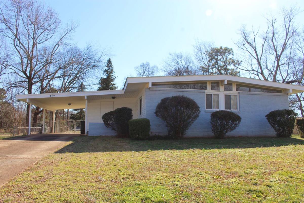 House for rent at 427 S Edgemont Circle NW, Huntsville, AL 35811