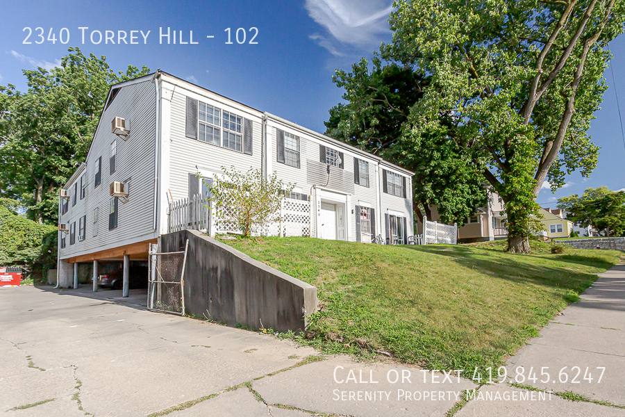 Apartment for rent at 2340 Torrey Hill #102, Toledo, OH 43607